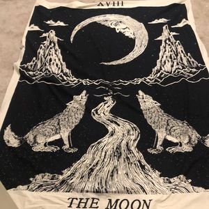 Urban Outfitters moon 🌙 tapestry